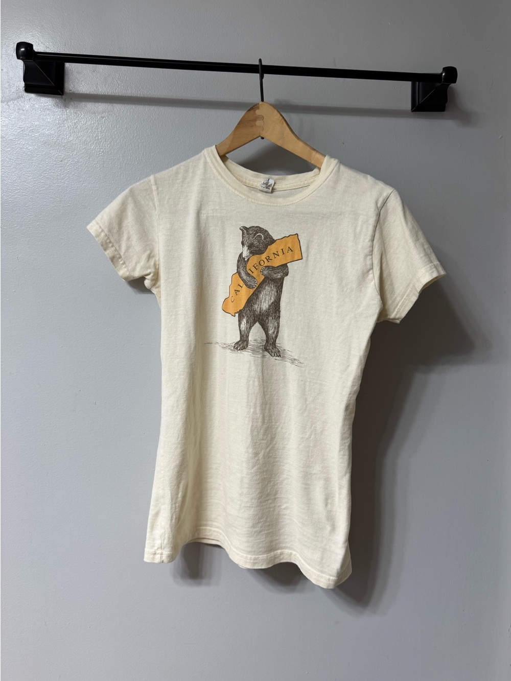California Bear Graphic Tee “I love you California” fitted T-shirt women’s
